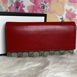 💯Authentic Gucci Long Wallet 🍀